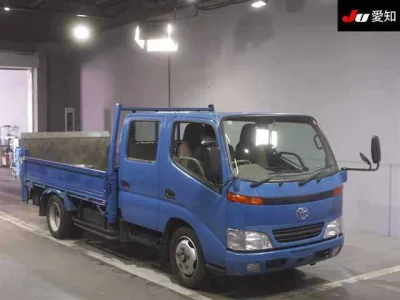 Toyota DYNA  с аукциона в Японии
