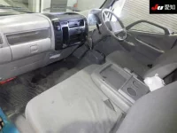 Toyota DYNA лот № 7064 оценка 3.5  с аукциона в Японии 2