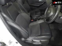 Toyota COROLLA TOURING лот № 4368 оценка 4  с аукциона в Японии 5