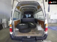 Toyota HIACE VAN лот № 4336 оценка R  с аукциона в Японии 3