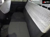 Toyota SUCCEED лот № 30304 оценка 3  с аукциона в Японии 3