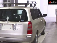 Toyota SUCCEED лот № 30304 оценка 3  с аукциона в Японии 7