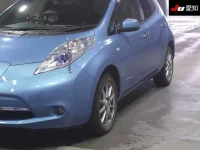 Nissan LEAF лот № 30368 оценка 4  с аукциона в Японии 6