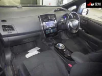 Nissan LEAF лот № 30368 оценка 4  с аукциона в Японии 2