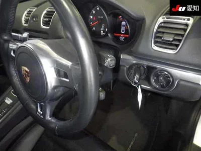 Porsche CAYMAN