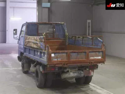 Mazda TITAN  с аукциона в Японии