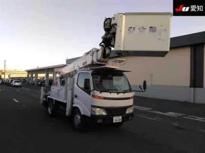 Hino TRUCK
