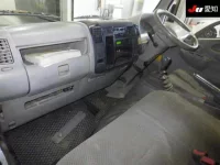 Hino DUTRO лот № 8048 оценка 3  с аукциона в Японии 2