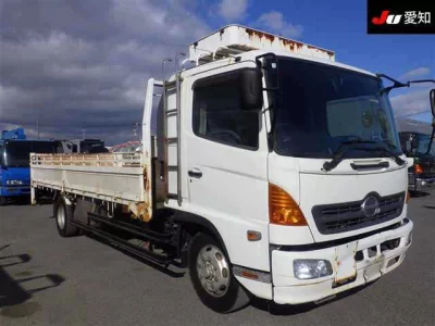 Hino TRUCK
