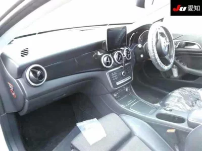 Mercedes-Benz CLA CLASS