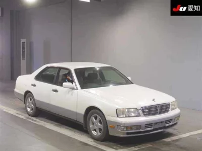 Nissan GLORIA  с аукциона в Японии