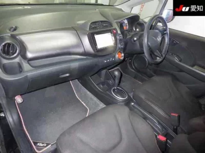 Honda FIT  с аукциона в Японии