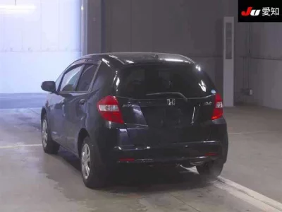 Honda FIT  с аукциона в Японии