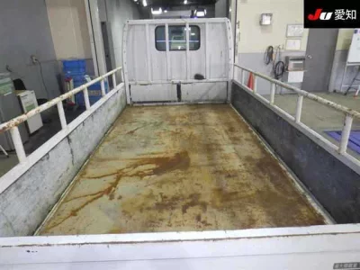 Mazda TITAN  с аукциона в Японии