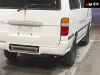 Toyota HIACE VAN лот № 20083 оценка 3.5  с аукциона в Японии 7