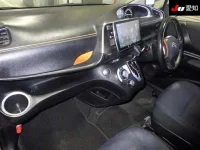 Toyota SIENTA лот № 30535 оценка 3.5  с аукциона в Японии 2