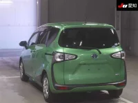 Toyota SIENTA лот № 30535 оценка 3.5  с аукциона в Японии 1