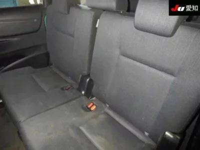 Toyota SIENTA  с аукциона в Японии