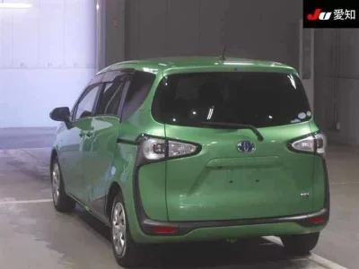 Toyota SIENTA  с аукциона в Японии