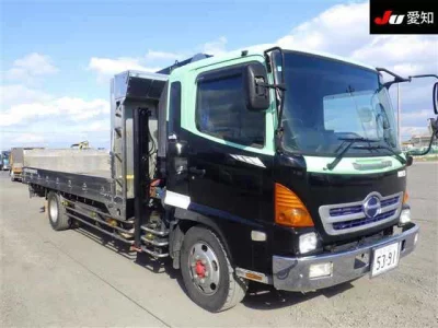 Hino TRUCK