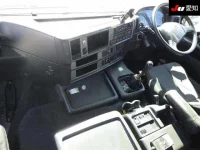 Hino PROFIA лот № 8621 оценка 3  с аукциона в Японии 2