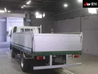 Hino DUTRO лот № 8061 оценка 3.5  с аукциона в Японии 1