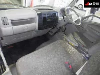 Hino DUTRO лот № 8056 оценка 3  с аукциона в Японии 2