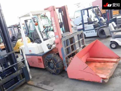 Nissan FORKLIFT