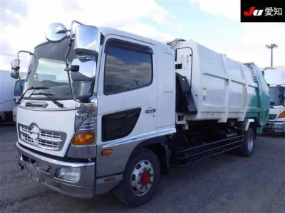 Hino TRUCK