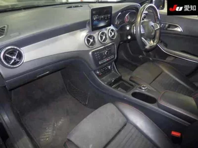 Mercedes-Benz CLA CLASS