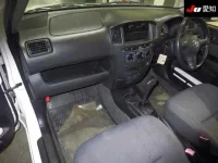 Toyota SUCCEED лот № 20175 оценка 3.5  с аукциона в Японии 2