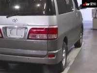 Toyota HIACE REGIUS лот № 30647 оценка 3.5  с аукциона в Японии 7