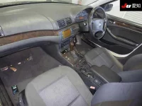 BMW 3-Series лот № 30630 оценка 3.5  с аукциона в Японии 2