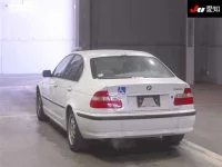BMW 3-Series лот № 30630 оценка 3.5  с аукциона в Японии 1