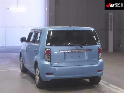 Toyota COROLLA RUMION