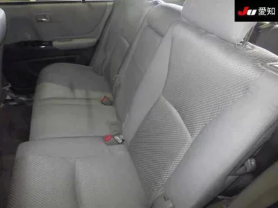 Toyota KLUGER  с аукциона в Японии