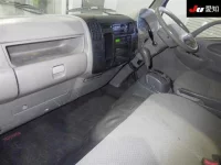 Toyota DYNA лот № 7125 оценка R  с аукциона в Японии 2