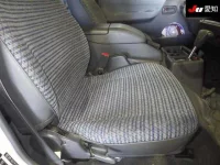 Toyota HIACE VAN лот № 7124 оценка 3  с аукциона в Японии 5