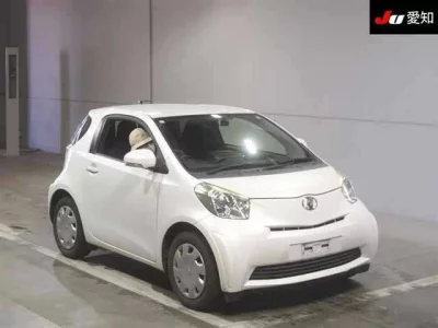 Toyota IQ