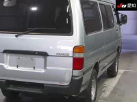 Toyota HIACE VAN лот № 7123 оценка 3.5  с аукциона в Японии 7