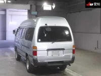 Toyota HIACE VAN лот № 7123 оценка 3.5  с аукциона в Японии 1
