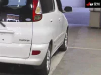 Toyota FUNCARGO лот № 30689 оценка 3.5  с аукциона в Японии 7