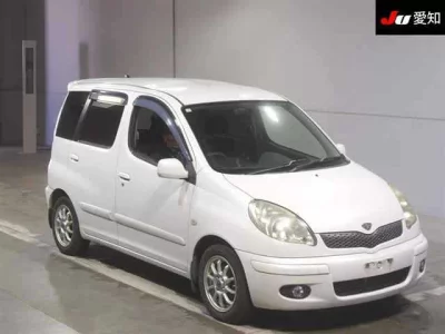 Toyota FUNCARGO  с аукциона в Японии