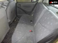 Toyota VITZ лот № 30731 оценка 3  с аукциона в Японии 3