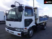 Nissan CONDOR лот № 8609 оценка 3  с аукциона в Японии 3