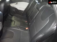 Volvo V40 лот № 30745 оценка 3  с аукциона в Японии 3