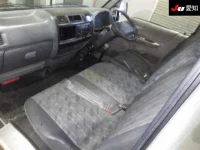 Mazda BONGO лот № 261 оценка 3.5  с аукциона в Японии 2