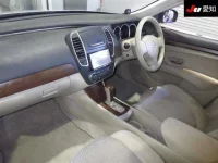 Nissan SYLPHY лот № 30856 оценка 3.5  с аукциона в Японии 2