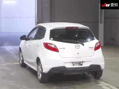 Mazda DEMIO