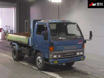 Mazda TITAN  с аукциона в Японии